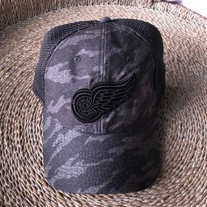 Detroit Red Wings Trucker Hat